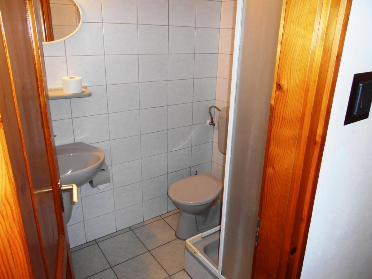 Arpad Panzio Bed & Breakfast Дьор Екстериор снимка